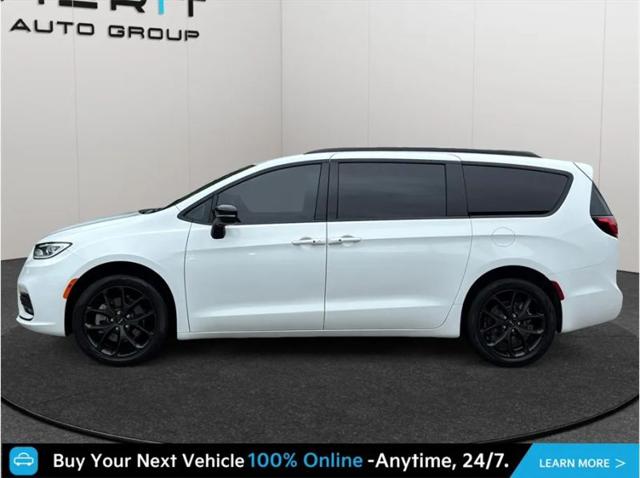 2024 Chrysler Pacifica Limited AWD