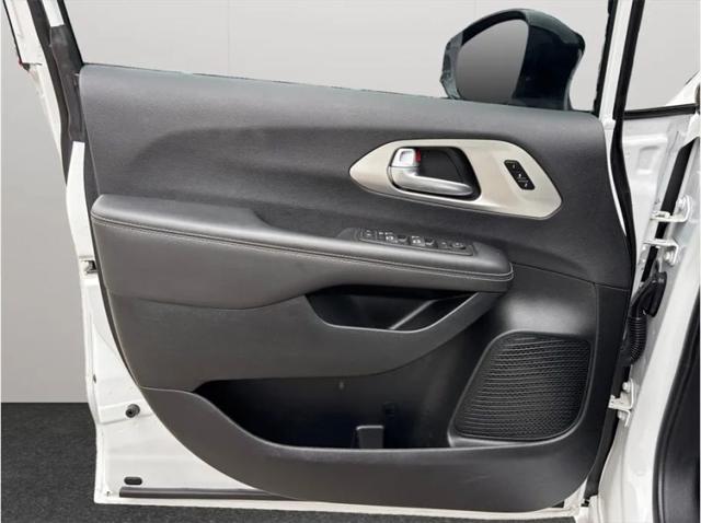 2024 Chrysler Pacifica Limited AWD
