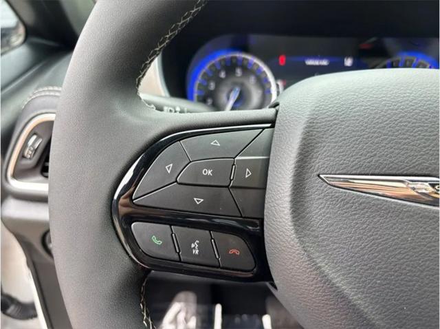 2024 Chrysler Pacifica Limited AWD