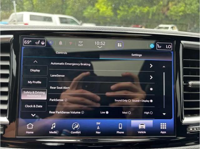 2024 Chrysler Pacifica Limited AWD