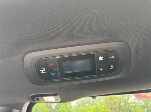 2024 Chrysler Pacifica Limited AWD