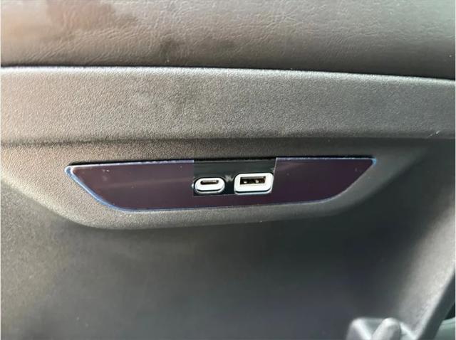 2024 Chrysler Pacifica Limited AWD