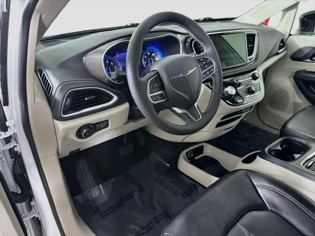 2024 Chrysler Pacifica Touring L AWD