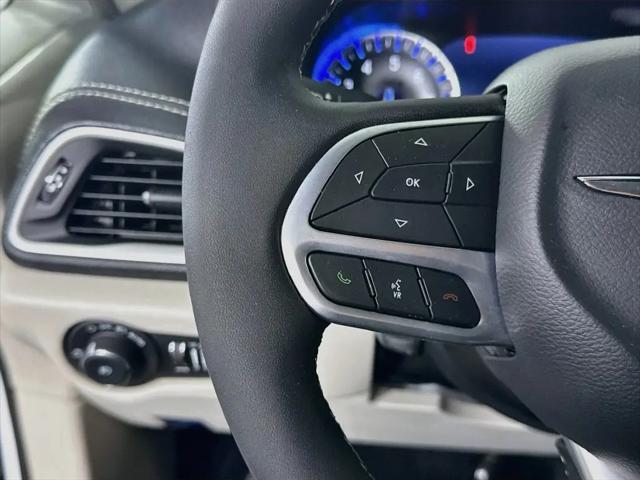 2024 Chrysler Pacifica Touring L AWD
