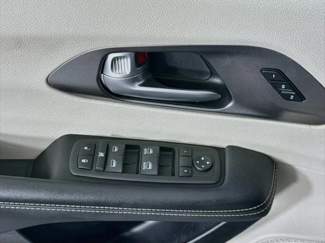 2024 Chrysler Pacifica Touring L AWD