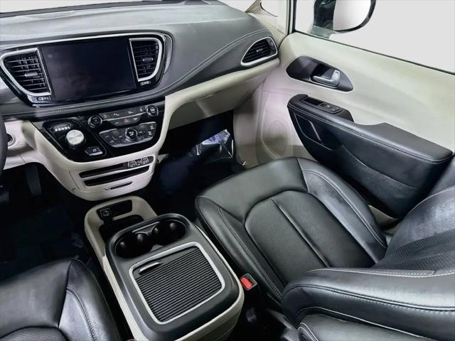 2024 Chrysler Pacifica Touring L AWD
