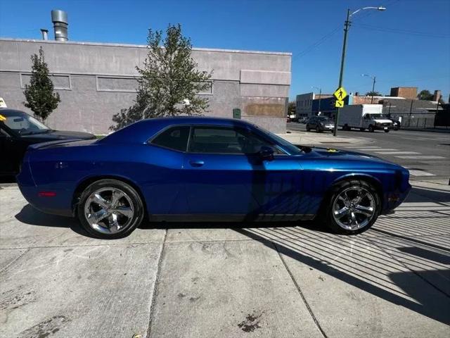 2012 Dodge Challenger SXT