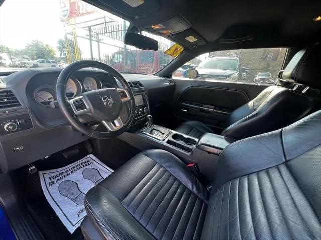2012 Dodge Challenger SXT