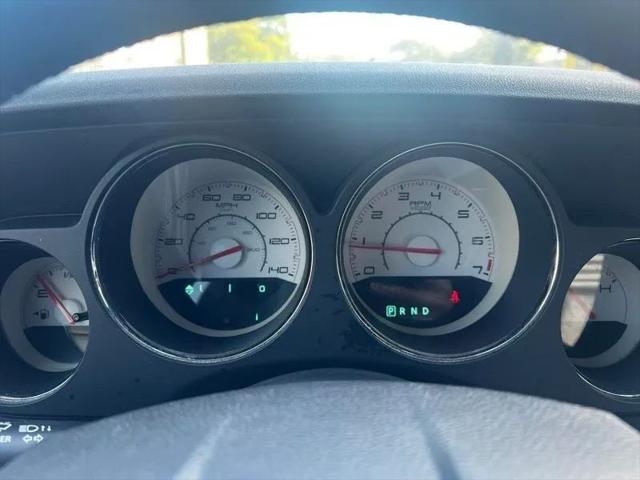 2012 Dodge Challenger SXT