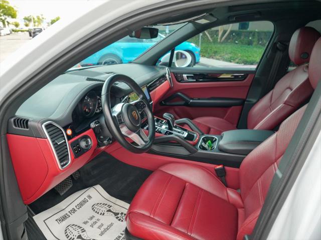 2021 Porsche Cayenne Base