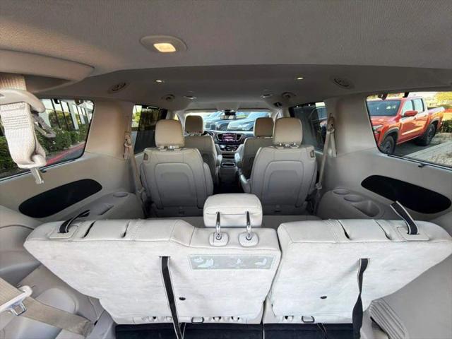 2021 Chrysler Pacifica Touring L