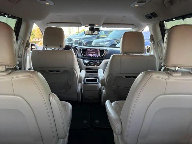 2021 Chrysler Pacifica Touring L