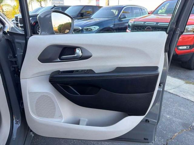 2021 Chrysler Pacifica Touring L