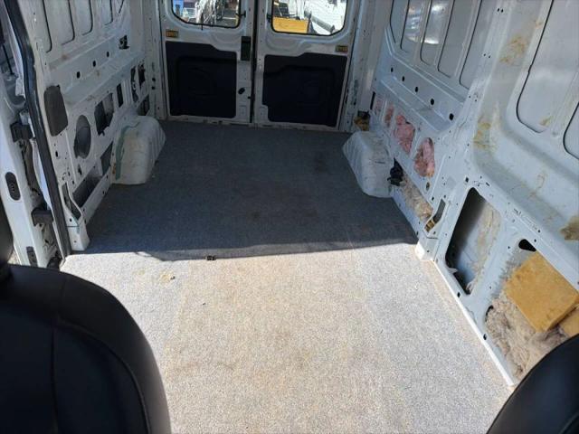 2021 Ford Transit Cargo Van Medium Roof w/LWB