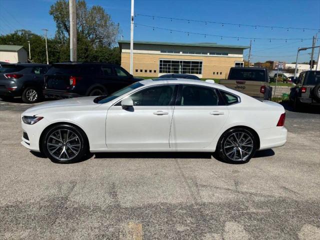 2017 Volvo S90 T6 Momentum