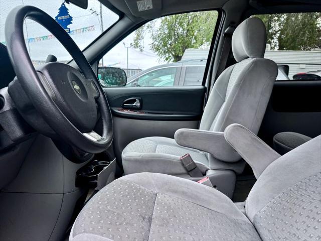 2008 Chevrolet Uplander LS