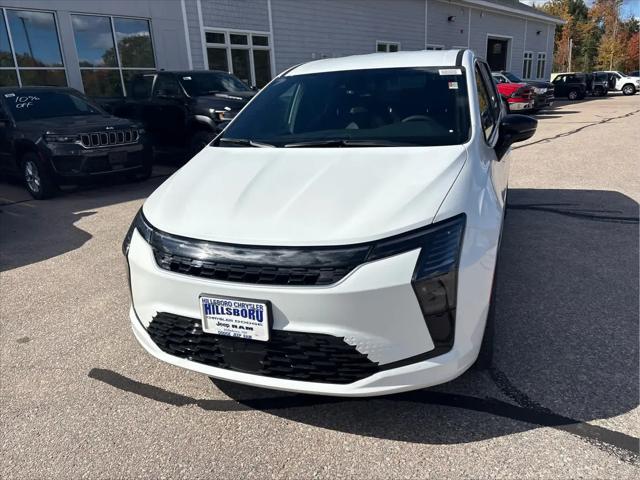 2027 Chrysler Pacifica Select AWD