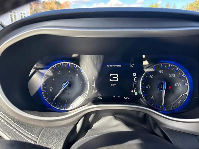 2027 Chrysler Pacifica Select AWD