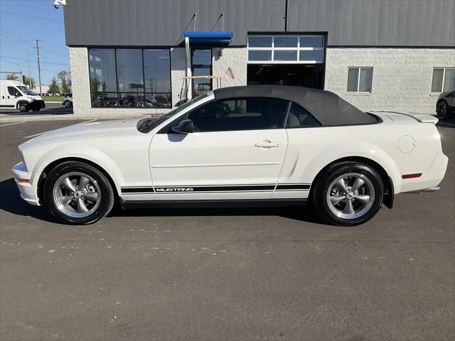 2007 Ford Mustang V6 Deluxe