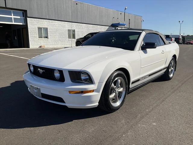 2007 Ford Mustang V6 Deluxe