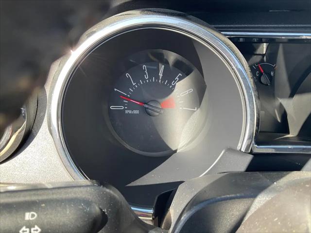 2007 Ford Mustang V6 Deluxe