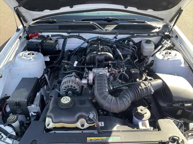 2007 Ford Mustang V6 Deluxe