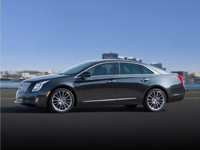 2013 Cadillac XTS Luxury for sale in Waterloo, IA
