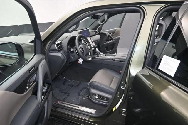 2026 Lexus LX Overtrail