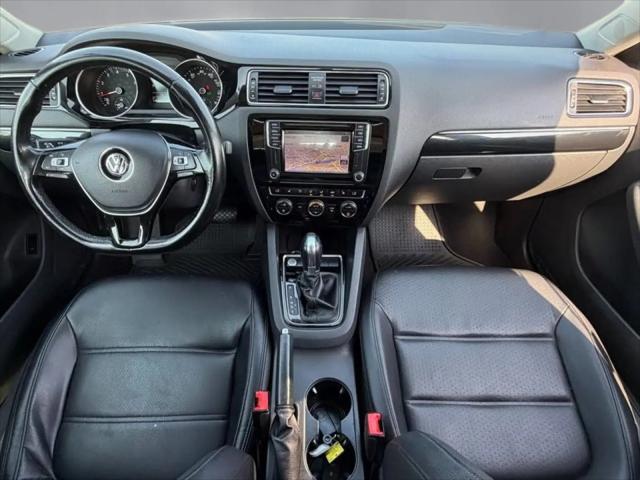 2017 Volkswagen Jetta 1.8T SEL