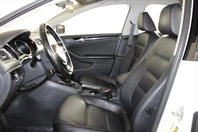 2017 Volkswagen Jetta 1.8T SEL