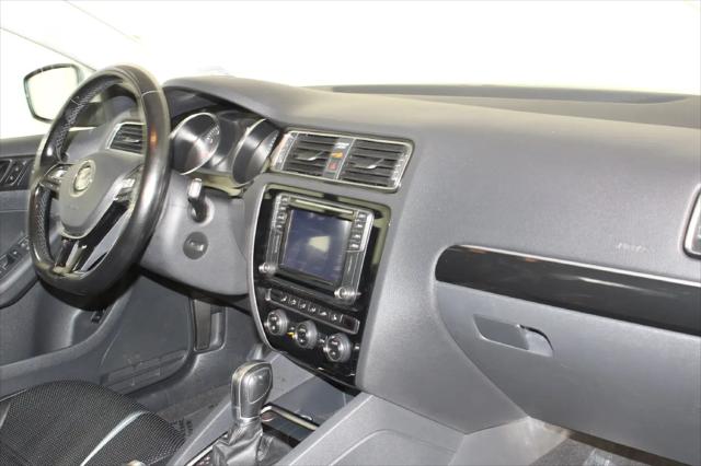2017 Volkswagen Jetta 1.8T SEL
