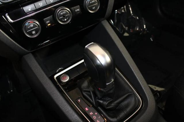 2017 Volkswagen Jetta 1.8T SEL
