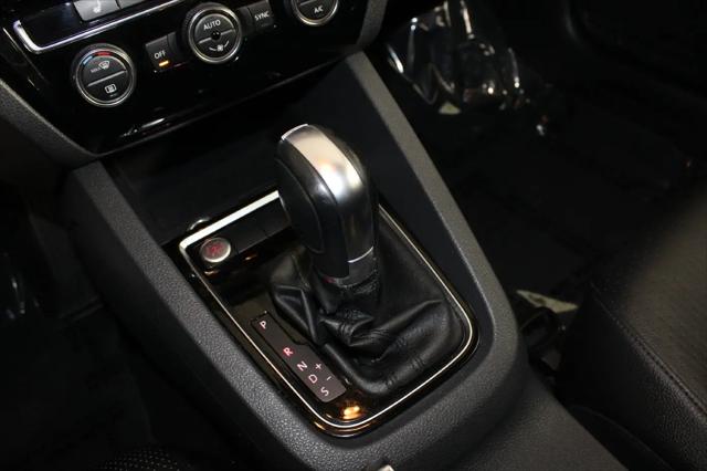 2017 Volkswagen Jetta 1.8T SEL