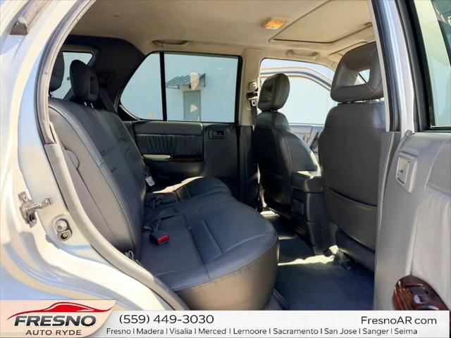 1999 Isuzu Rodeo LSE