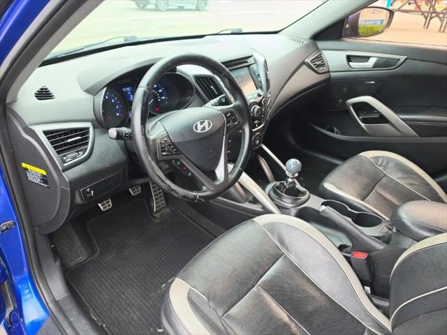 2014 Hyundai Veloster Turbo w/Black