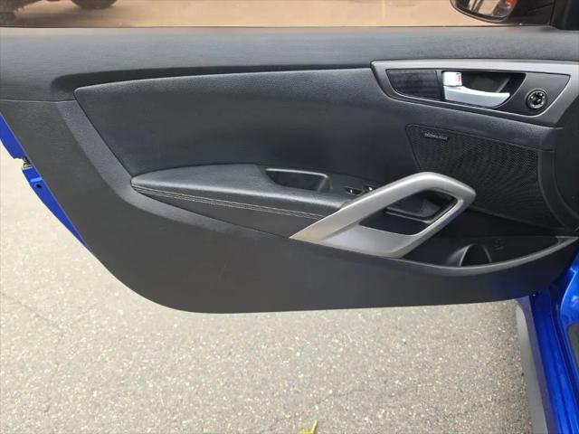 2014 Hyundai Veloster Turbo w/Black