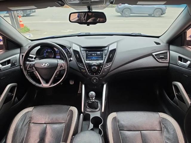 2014 Hyundai Veloster Turbo w/Black