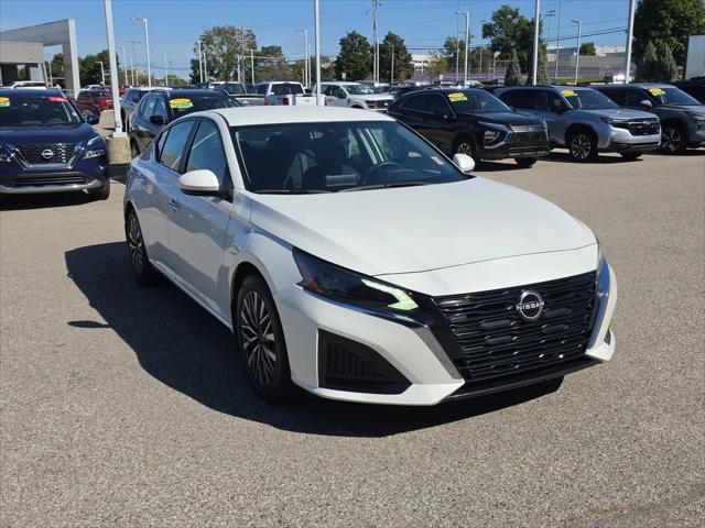 2023 Nissan Altima SV FWD for sale in Bloomington, IN