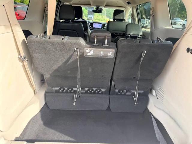 2021 Chrysler Pacifica Touring L