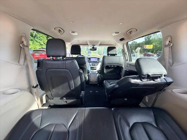 2021 Chrysler Pacifica Touring L