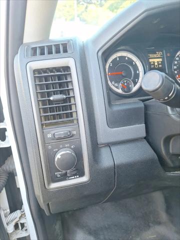 2019 Ram 1500 Classic Tradesman Quad Cab 4x2 64 Box
