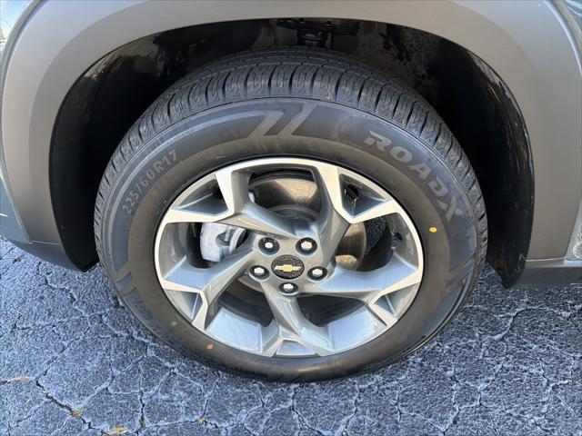 2025 Chevrolet Trax FWD LT