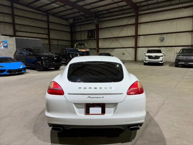 2013 Porsche Panamera 4