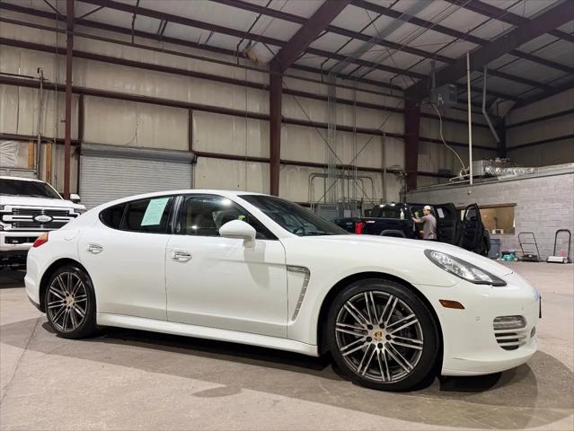 2013 Porsche Panamera 4