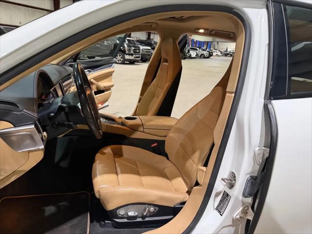 2013 Porsche Panamera 4