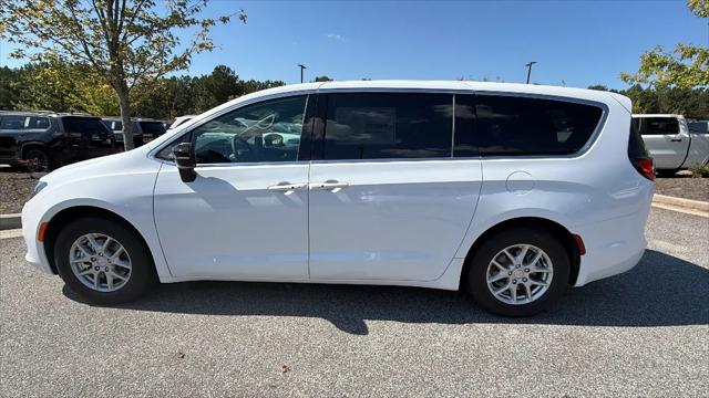 2027 Chrysler Pacifica LX