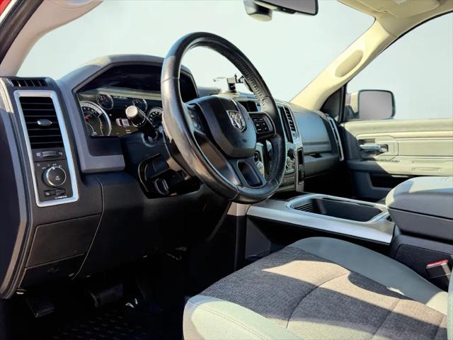 2017 Ram 1500 SLT Crew Cab 4x4 57 Box