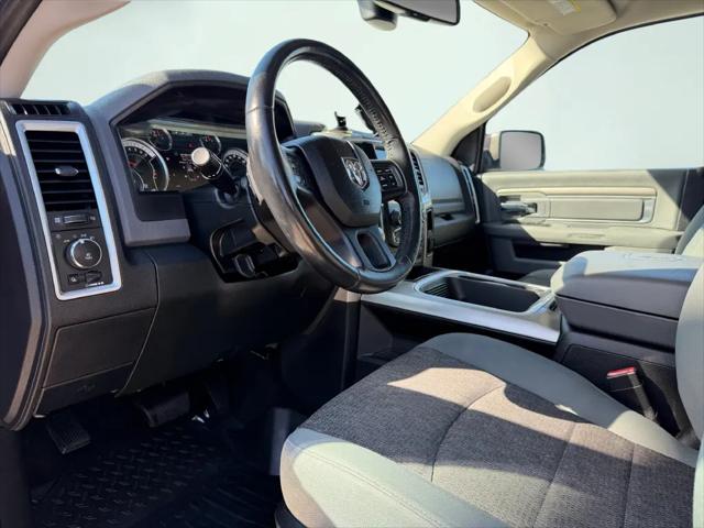 2017 Ram 1500 SLT Crew Cab 4x4 57 Box