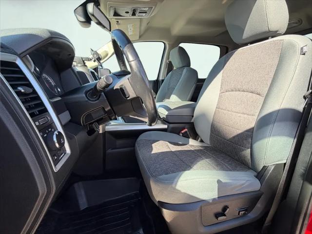 2017 Ram 1500 SLT Crew Cab 4x4 57 Box