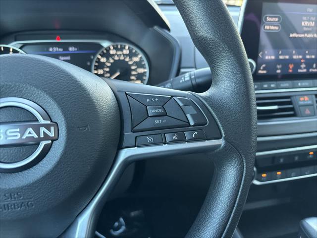 2025 Nissan Altima SV FWD